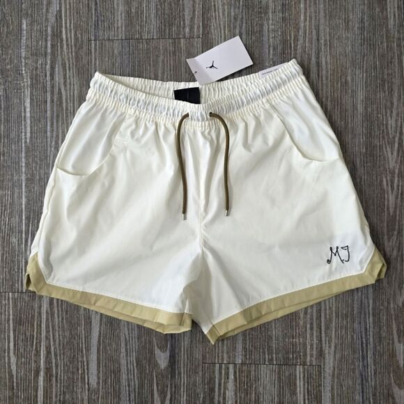 Air Jordan Women's Woven Shorts Beige Tan Black Pockets New DZ3343-133 Small S - Picture 2 of 16
